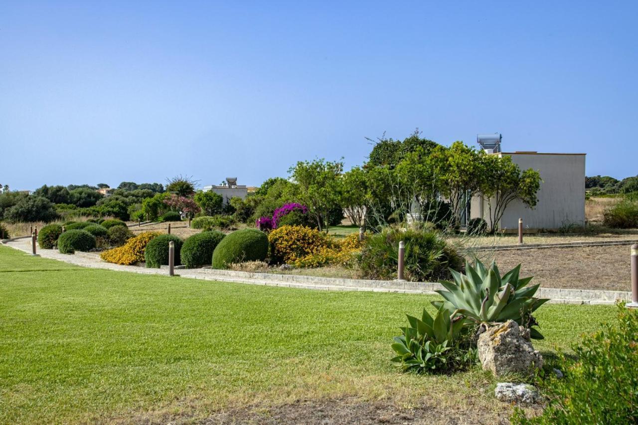 Casa Vacanza Casa Nel Sole Isola  Extérieur photo